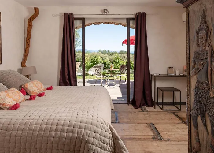 Le Clos Des Cambres